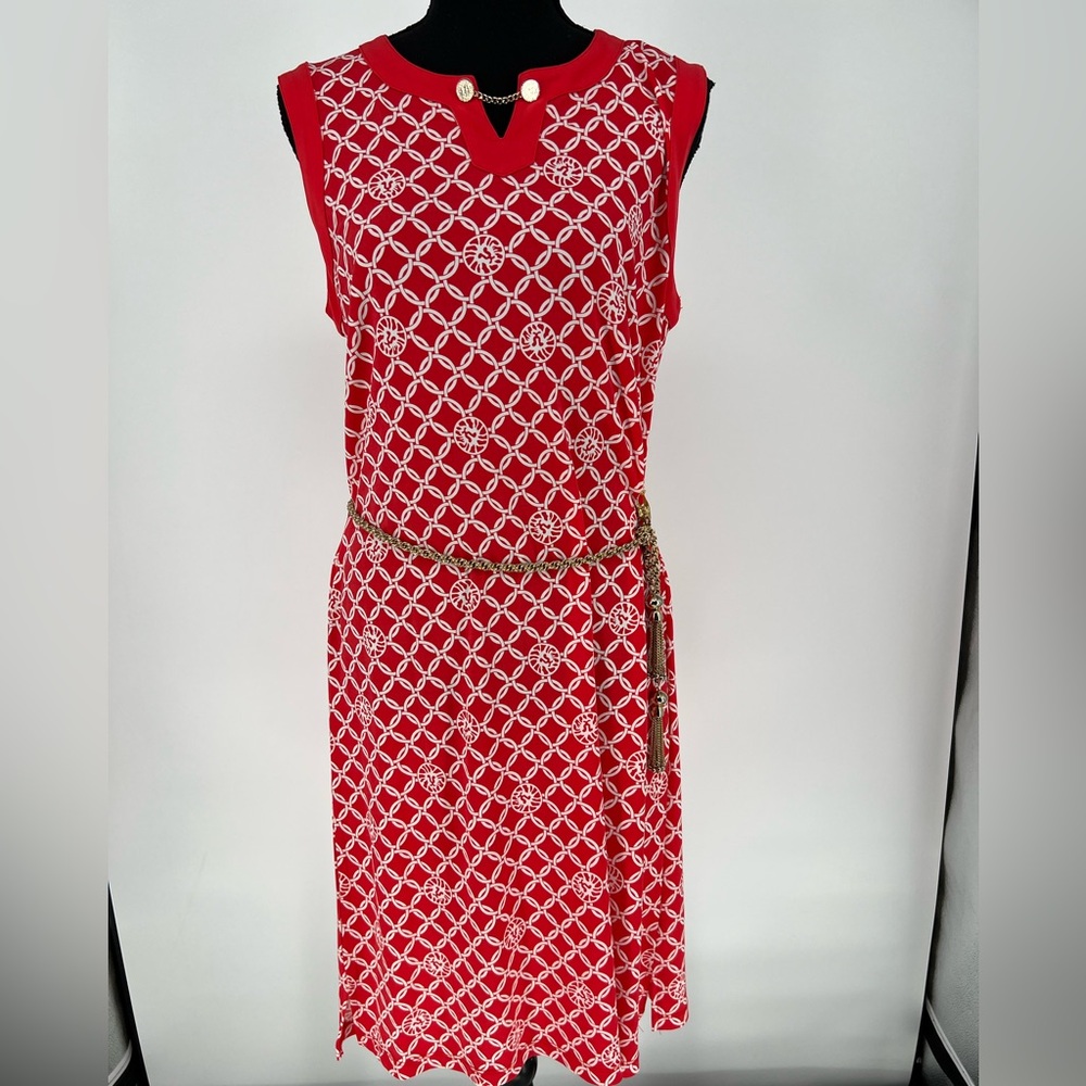 ANNE KLEIN RED AND WHITE‎ HONEYCOMB PRINT GOLD  BELTED DRESS